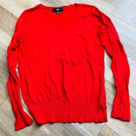 Mossimo Red Crew Neck Sweater - Picture 1 of 8